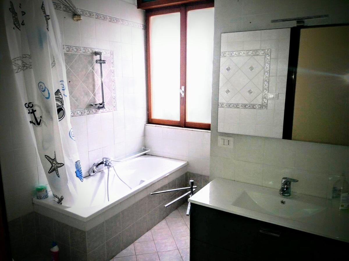 B&B Delfis II กัลลีโปลี ภายนอก รูปภาพ